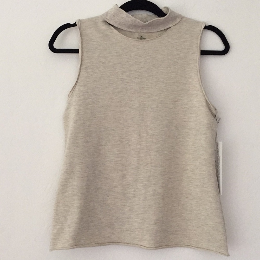 Sundays Sleeveless chocker turtleneck